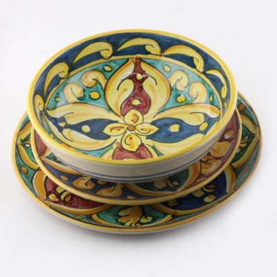 Sicilian pottery - ceramic dining plates set